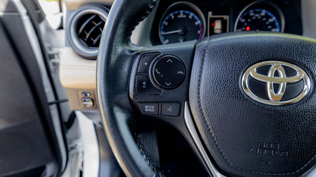 Used 2018 Toyota RAV4 XLE 4D Sport Utility