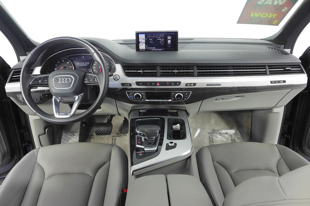 Thumbnail: 2018 Audi Q7 - 25