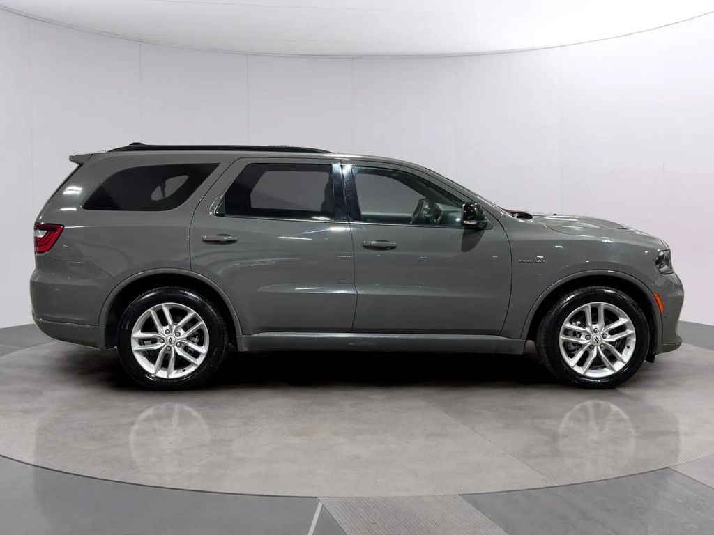 Used 2025 Destroyer Gray Clearcoat Dodge R/T Plus image 2