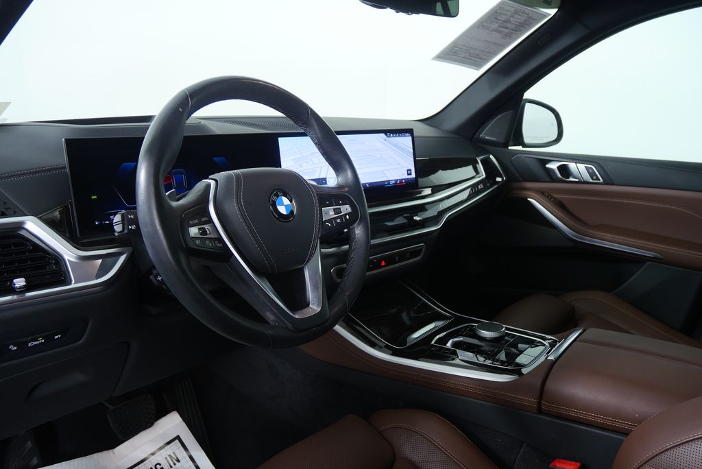 Thumbnail: 2025 BMW X5 - 13