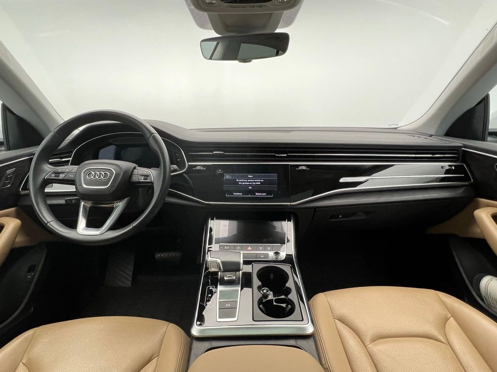 Thumbnail: 2021 Audi Q8 - 10