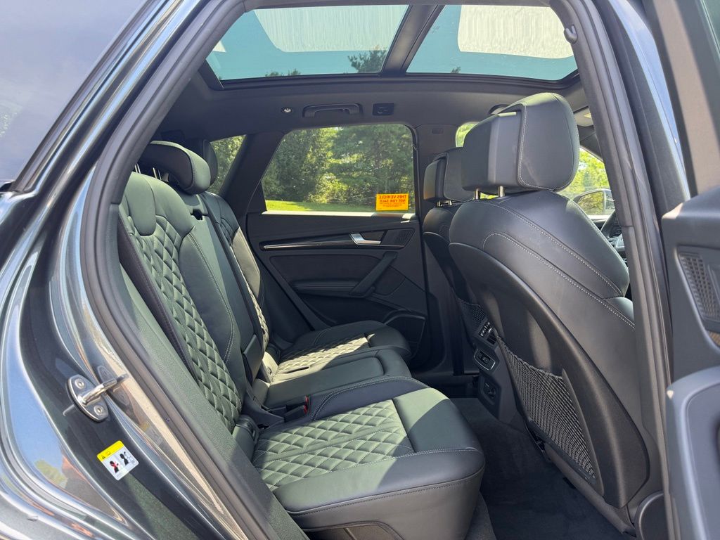 2023 Audi SQ5 Premium Plus TFSI quattro Tiptronic