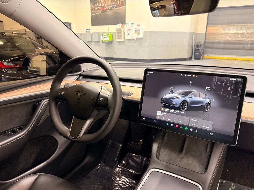 2024 Tesla Model Y Long Range 30