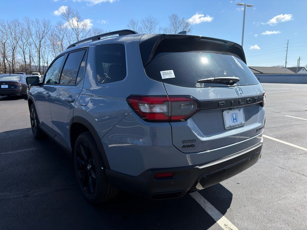 Thumbnail: 2026 Honda Pilot - 3