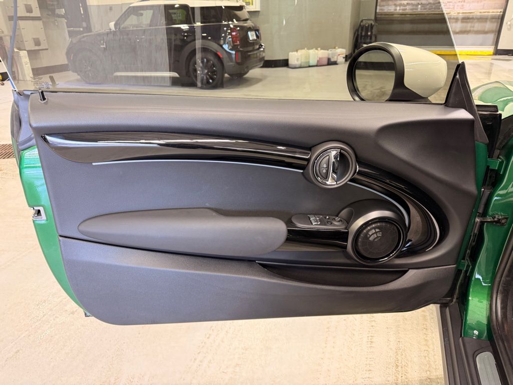 Thumbnail: 2024 MINI Cooper - 10