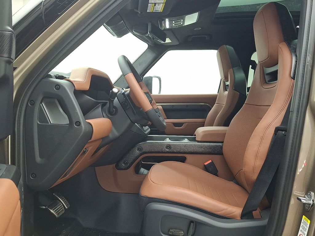 Thumbnail: 2026 Land Rover Defender - 10