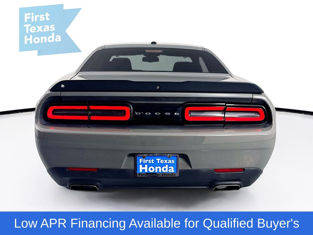 Used Car 2017 Dodge Challenger  Sxt For Sale Under $20,000 In Austin, Texas