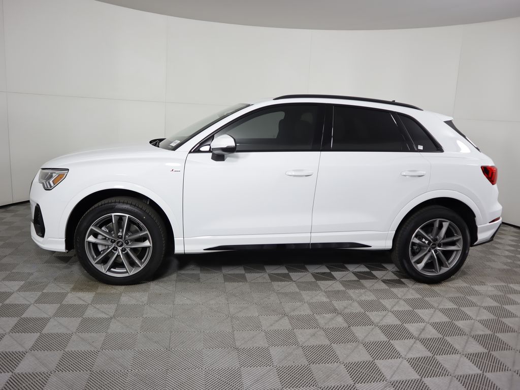 2025 Audi Q3  8