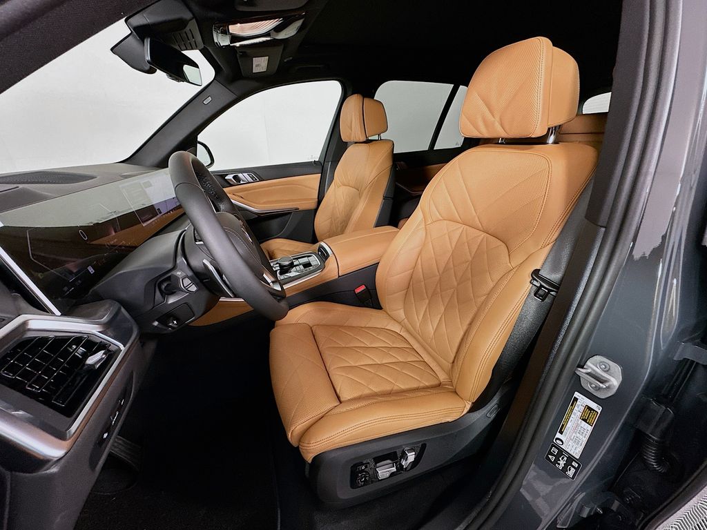 Thumbnail: 2026 BMW X5 - 16