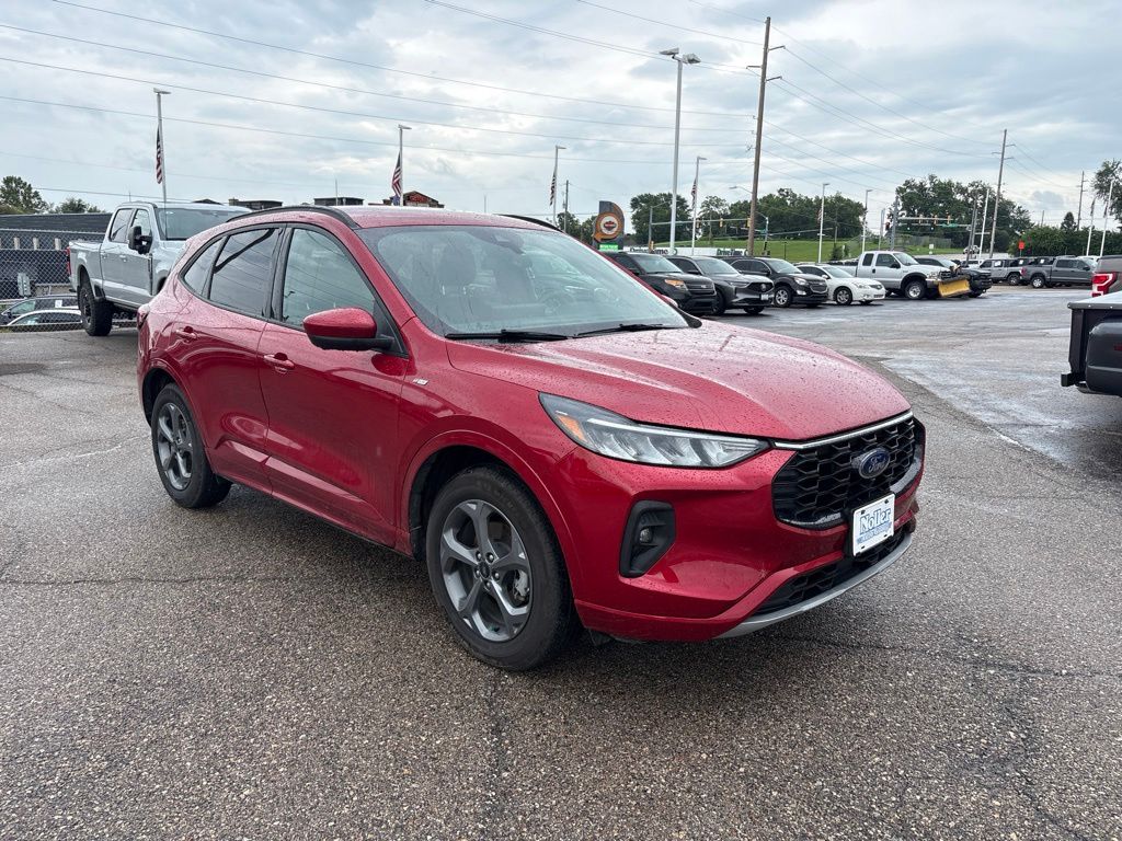 Rapid Red Metallic Tinted Clearcoat 2024 Ford Escape Hybrid SUV / Crossover All-Wheel Drive Continuously Variable Transmission