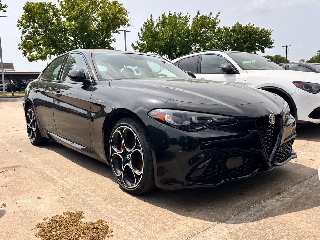 Vulcano Black Metallic 2024 Alfa Romeo Giulia Veloce AWD Sedan All-Wheel Drive 8-Speed Automatic