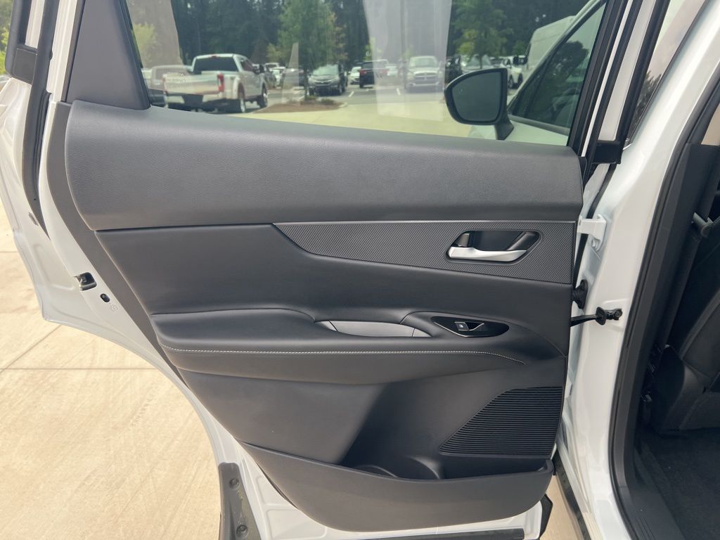 2025 Everest White Pearl Tricoat Nissan Murano SV FWD SUV