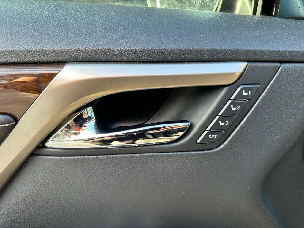 Thumbnail: 2019 Lexus RX - 20