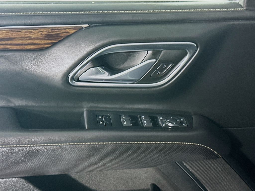 Used 2024 Gray Chevrolet Premier image 25