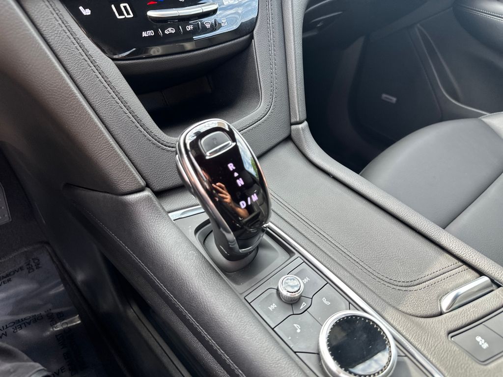 Used Car 2025 Cadillac Xt6  Luxury For Sale Under $50,000 In Austin, Texas