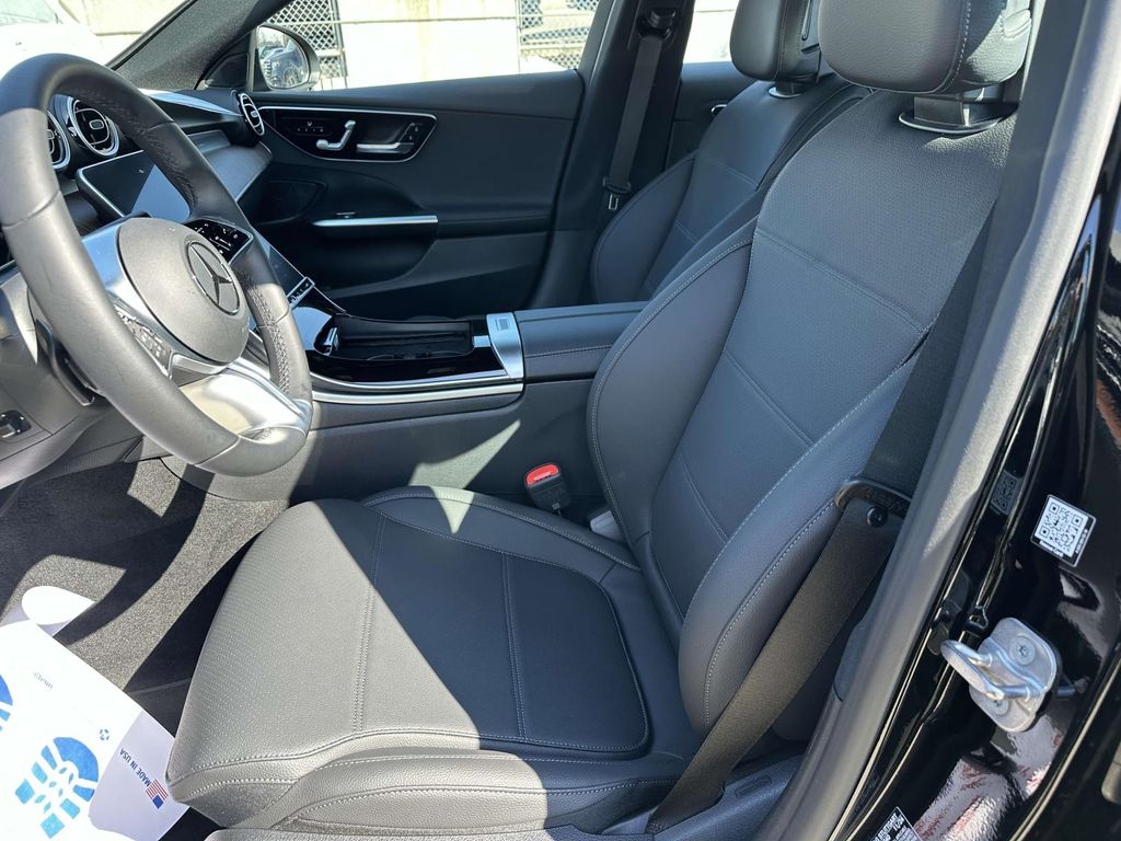2025 Mercedes-Benz C-Class C 300 18