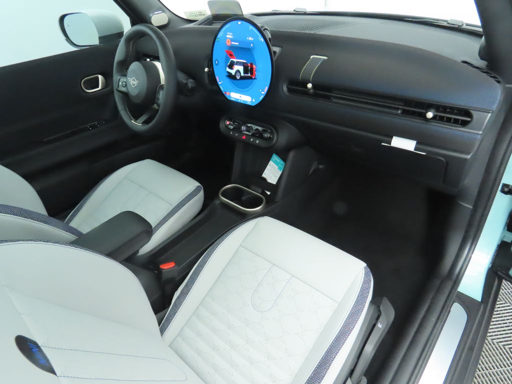 Thumbnail: 2026 MINI Cooper - 18