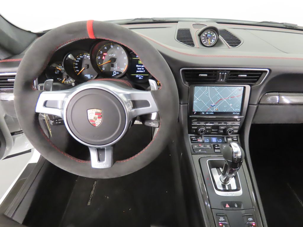 Thumbnail: 2014 Porsche 911 - 14