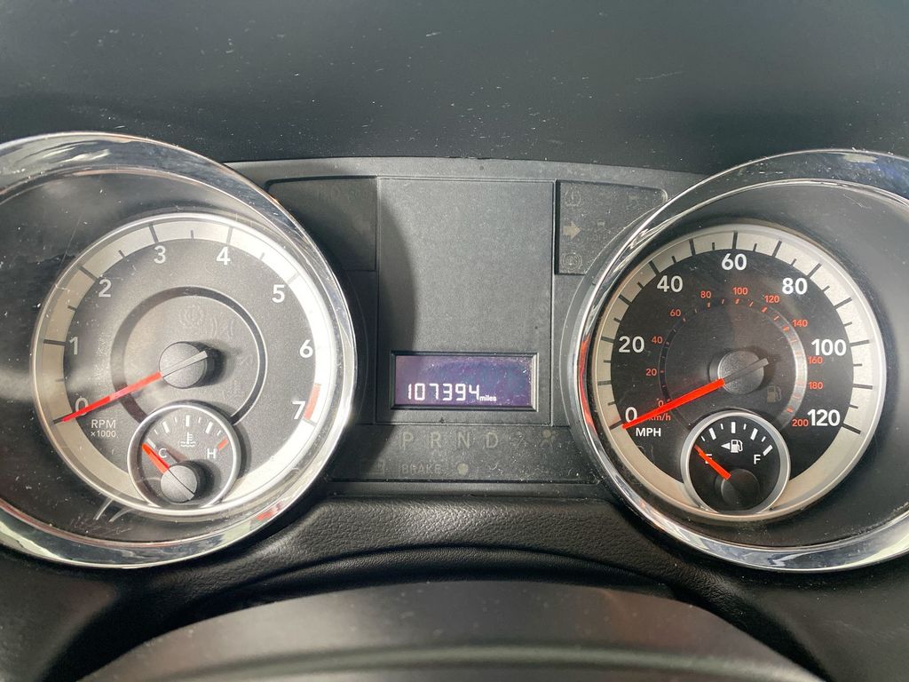 2013 Dodge Grand Caravan SXT photo