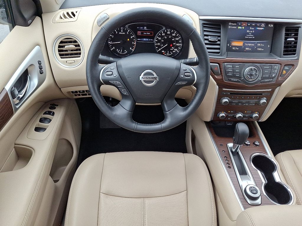 Thumbnail: 2019 Nissan Pathfinder - 11