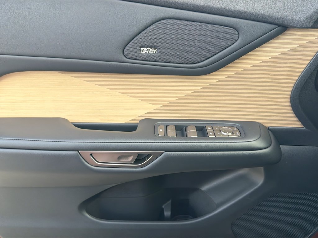 Thumbnail: 2026 Lexus ES - 29