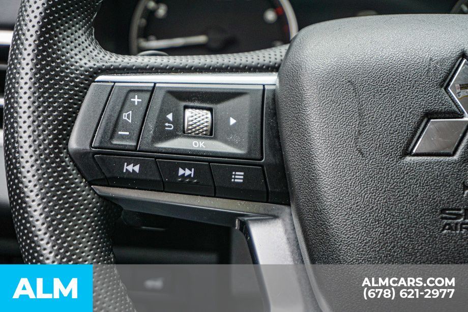 2025 Mitsubishi Outlander SE - Photo 31