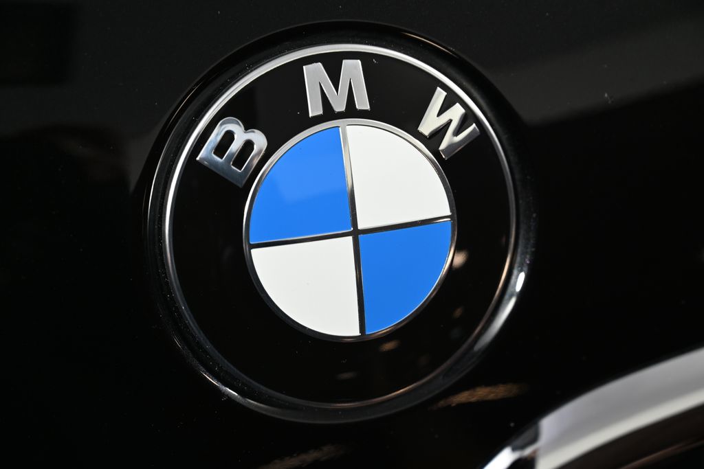 Thumbnail: 2020 BMW 7 Series - 13