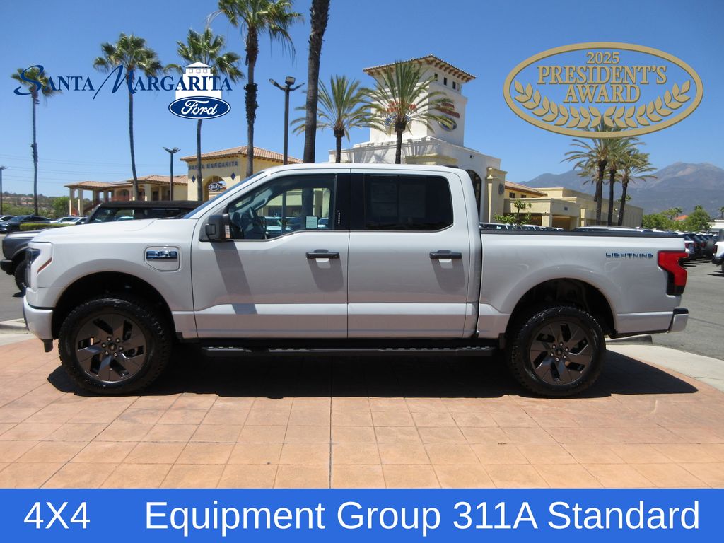  2024 Ford F-150 Lightning XLT SuperCrew AWD   