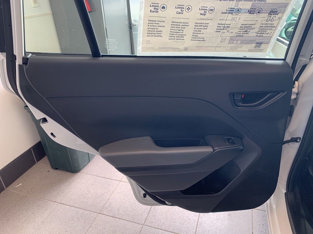 New 2025 White Subaru Base image 11