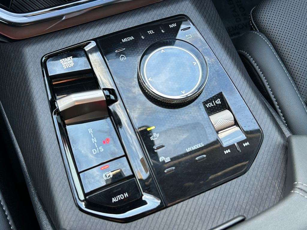 Thumbnail: 2025 BMW X3 - 29