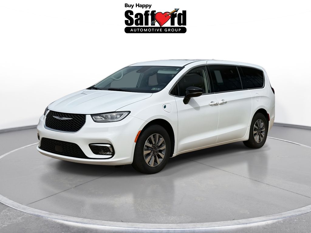 2024 Chrysler Pacifica Hybrid Select