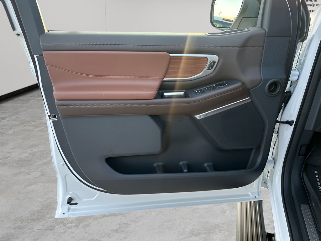 Used Car 2025 Ford Expedition Max  King Ranch For Sale Under $90,000 In Austin, Texas