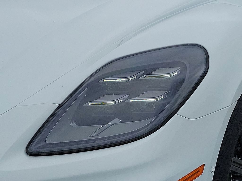 Thumbnail: 2024 Porsche Panamera - 9