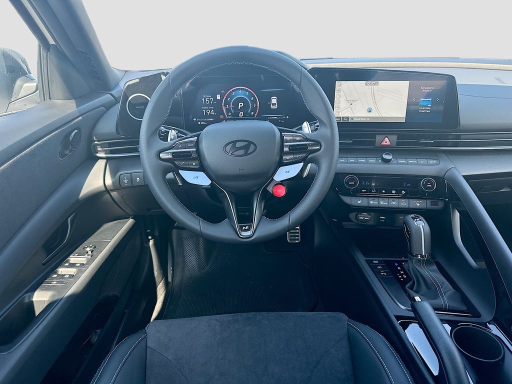 Thumbnail: 2025 Hyundai Elantra - 18