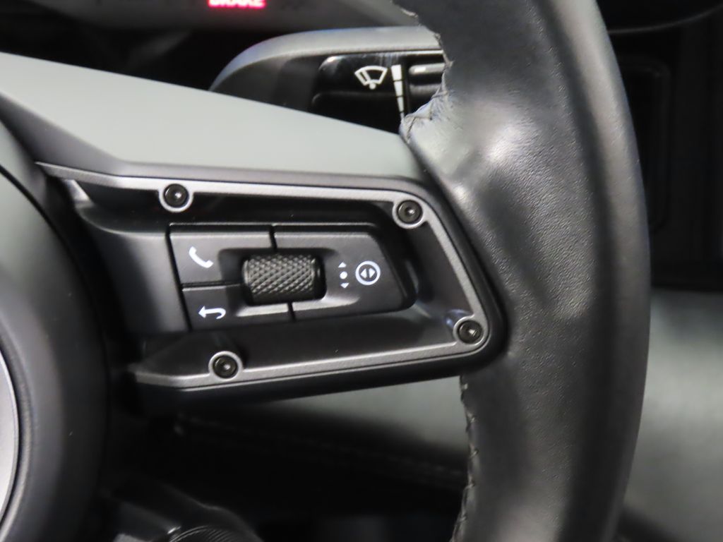 Thumbnail: 2023 Porsche Taycan - 21