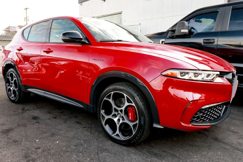 Alfa Rosso 2024 Alfa Romeo Tonale Veloce AWD SUV / Crossover All-Wheel Drive 6-Speed Automatic