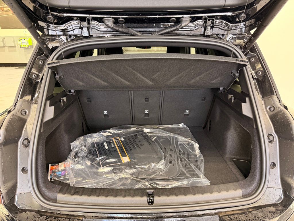 Thumbnail: 2027 MINI Cooper Countryman - 23