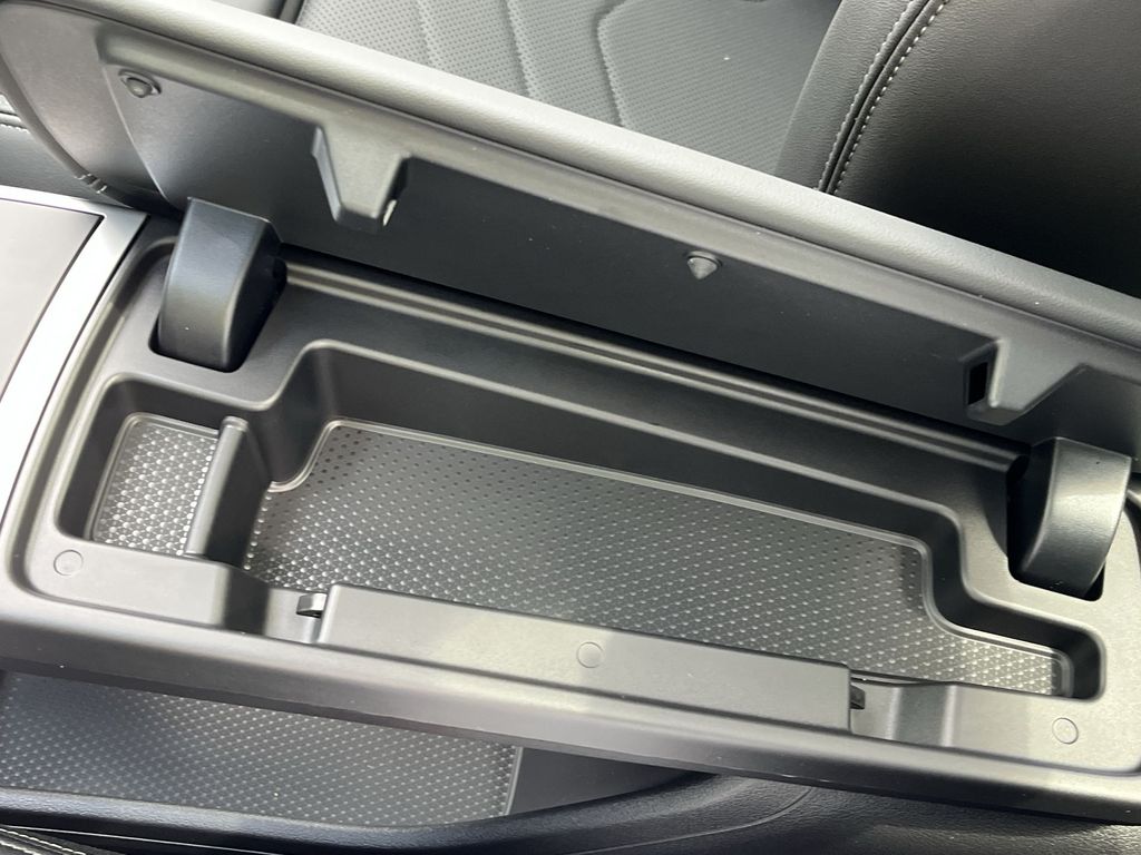 2025 BMW X1 xDrive28i 21