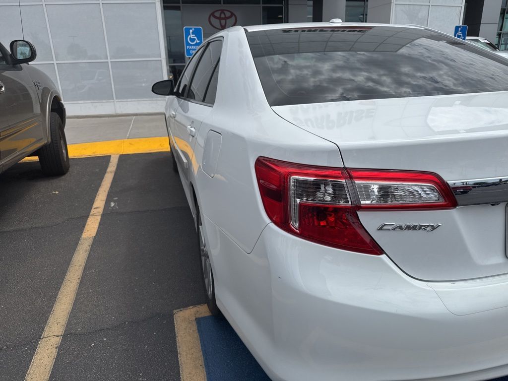 Thumbnail: 2013 Toyota Camry - 6