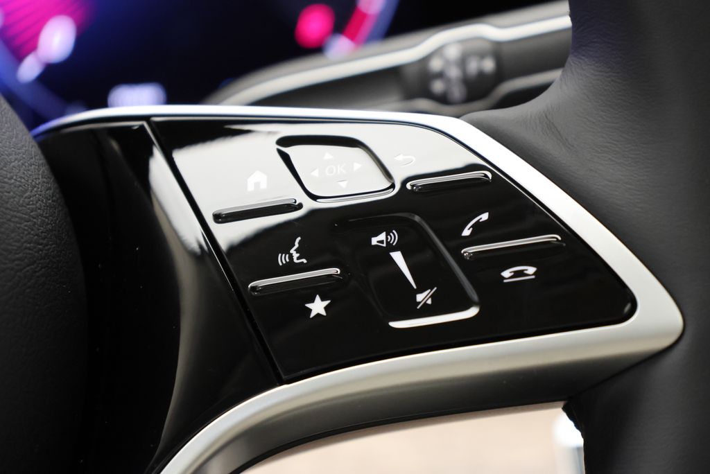 Thumbnail: 2026 Mercedes-Benz GLE - 22