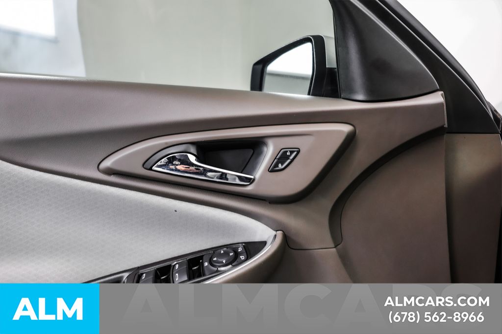 Used 2021 Silver Chevrolet LT image 45