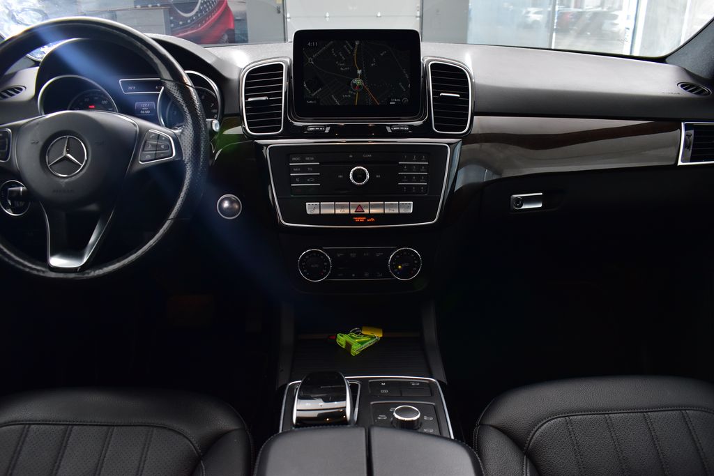 Thumbnail: 2017 Mercedes-Benz GLE - 27