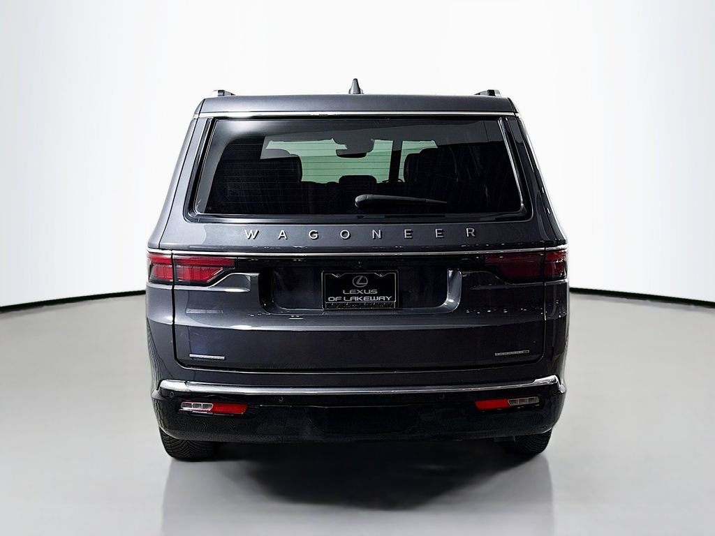Thumbnail: 2023 Jeep Wagoneer - 6