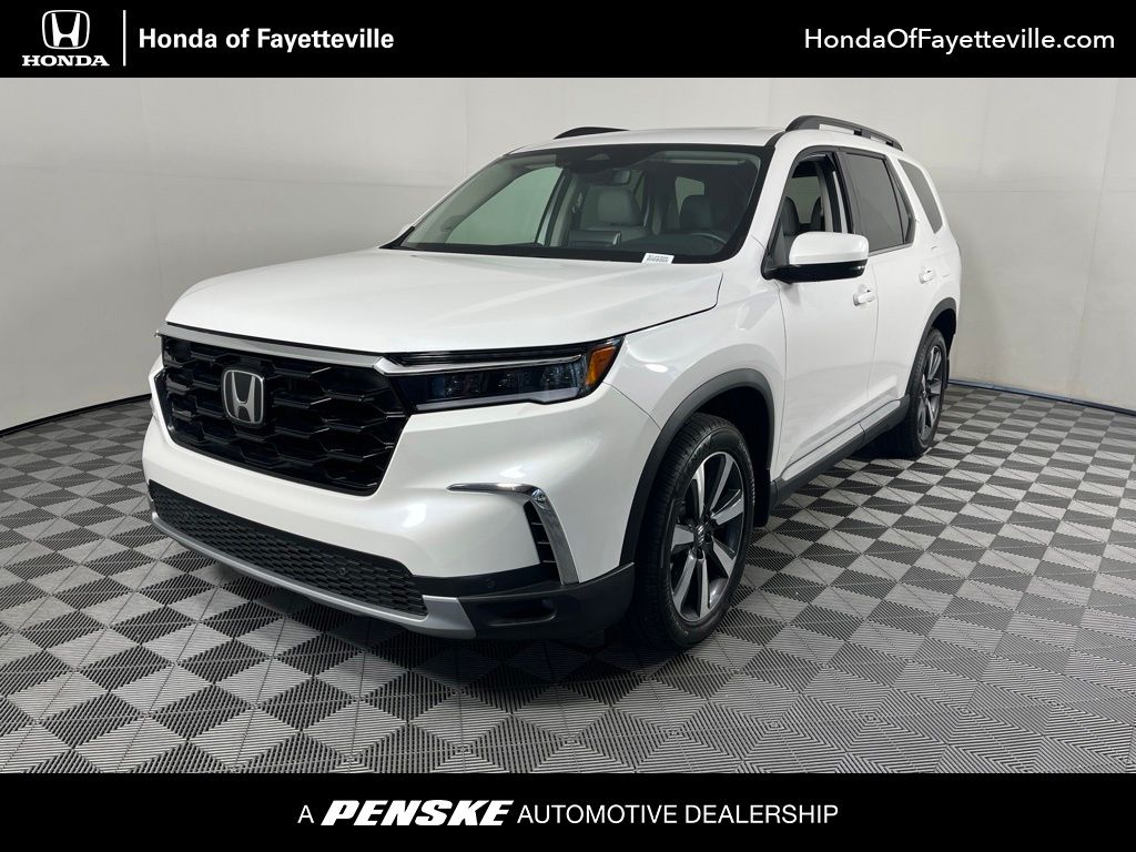 Platinum White Pearl 2025 Honda Pilot SUV / Crossover All-Wheel Drive Automatic