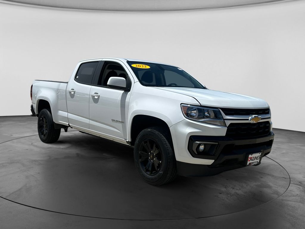 Summit White 2022 Chevrolet Colorado Pickup Truck Four-Wheel Drive 8-Speed Automatic