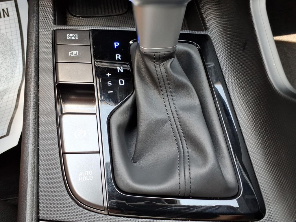 New 2026 Hyundai Elantra Sedan
