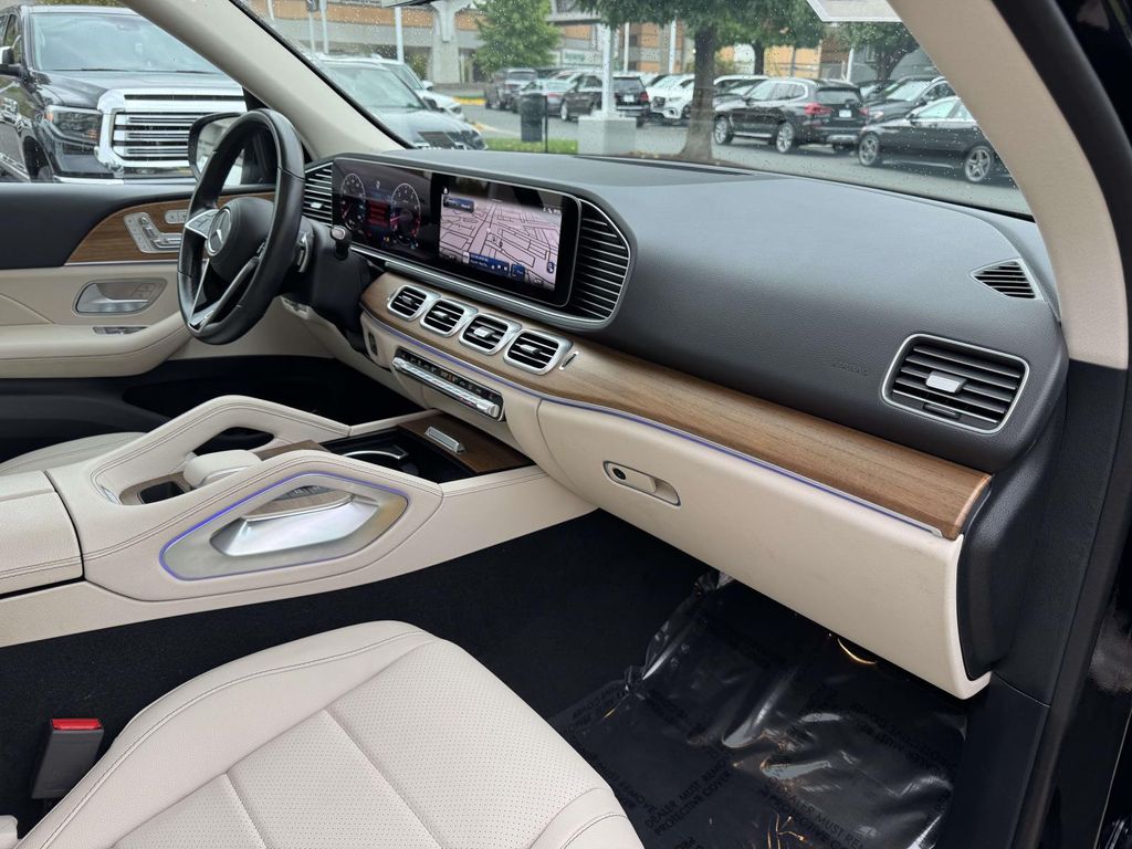 Thumbnail: 2024 Mercedes-Benz GLE - 21