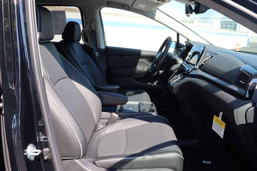 Thumbnail: 2026 Honda Odyssey - 23