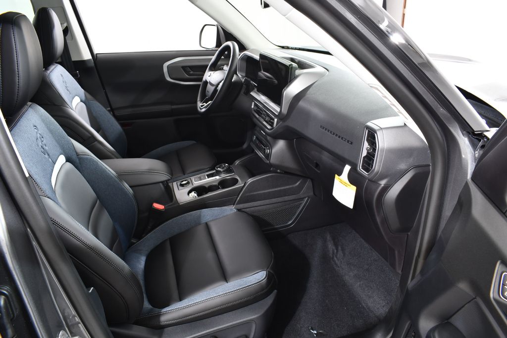 New 2025 Gray Ford Outer Banks image 10