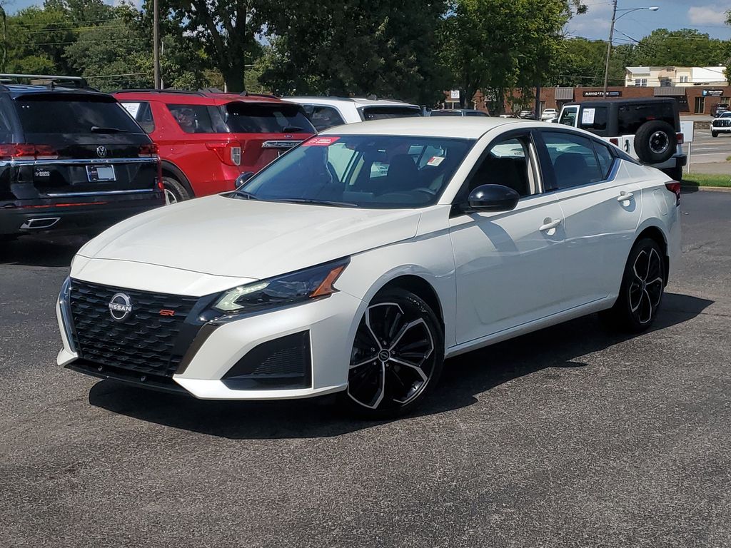 2025 Nissan Altima 2.5 SR AWD